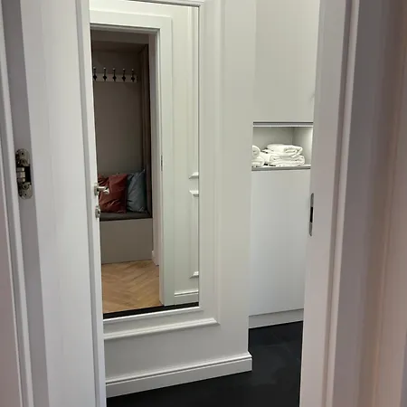 Vintage Charm In Old Town Jozefa Sarego A * Krakow