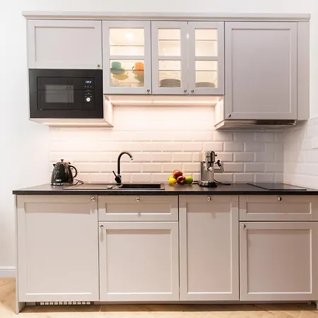 Vintage Charm In Old Town Jozefa Sarego A Daire *